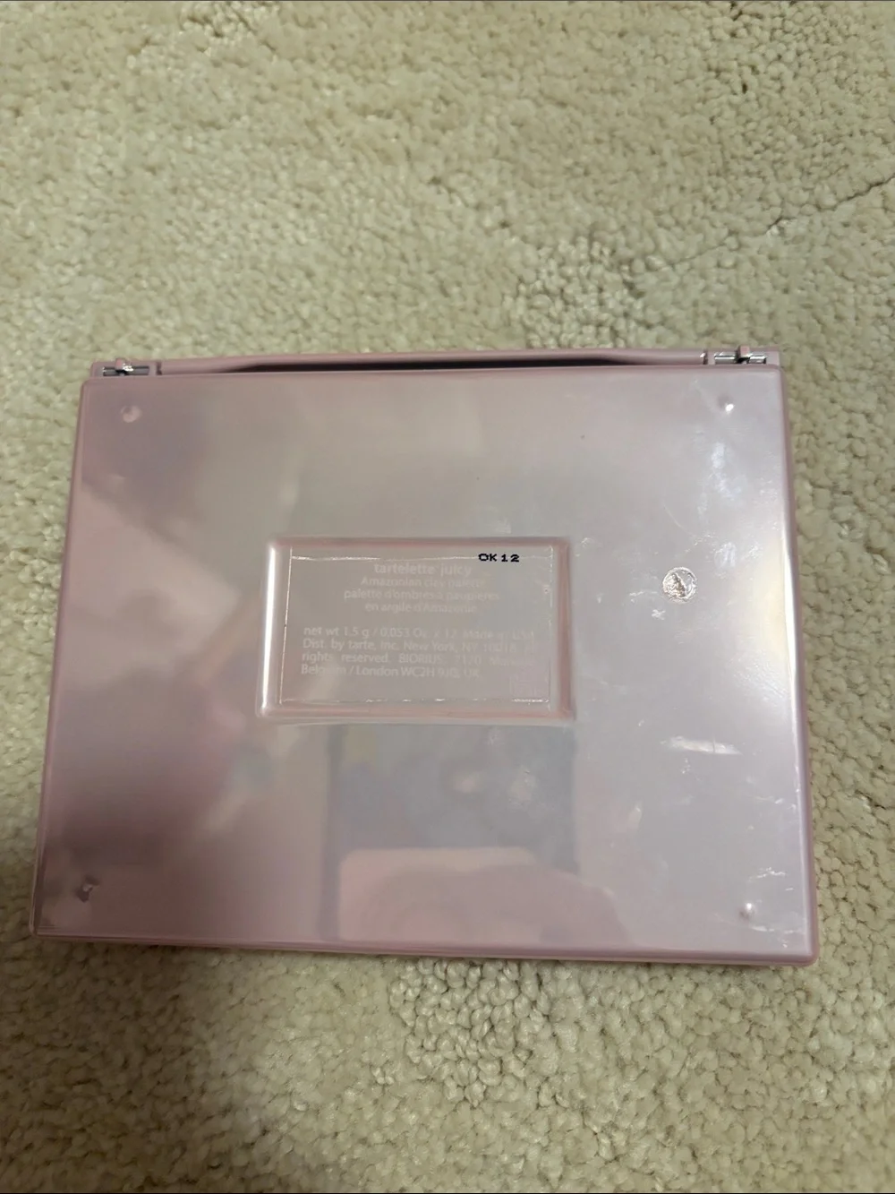 New Tarte tartelette juicy eye shadow palette smells like cocoa!